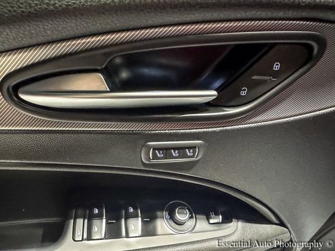 Used 2023 Alfa Romeo Stelvio Veloce image 27