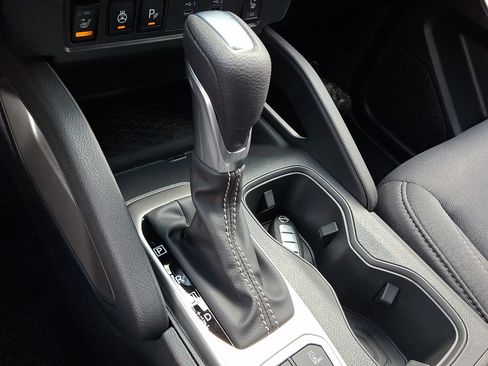 New 2026 Nissan Frontier SV AWD/4WD image 11