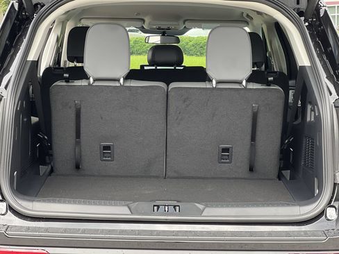 New 2026 Ford Explorer Active w/ Active Comfort Package AWD/4WD image 18