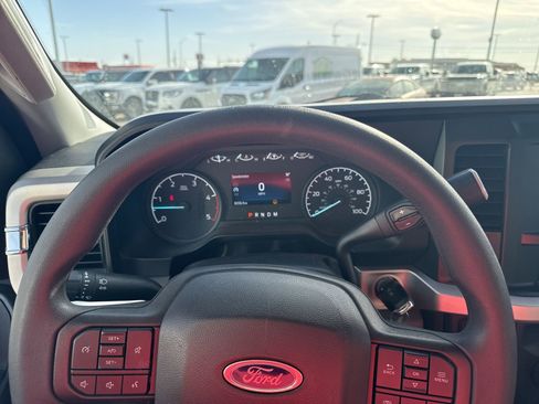 Used 2023 Ford F350 XLT image 12