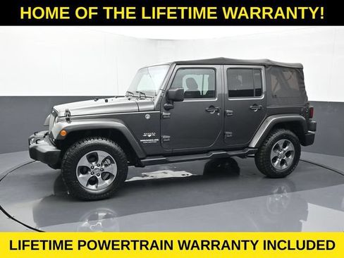 Used 2017 Jeep Wrangler Unlimited Sahara w/ Max Tow Package AWD/4WD image 3