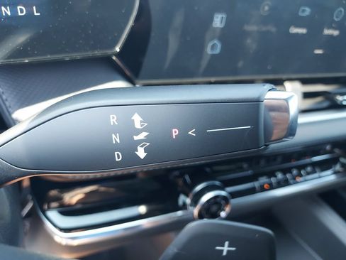 New 2027 Chevrolet Equinox LT FWD image 25