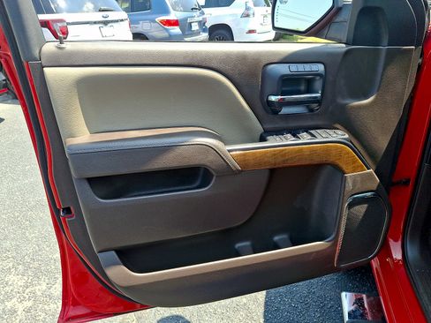 Certified 2017 Chevrolet Silverado 1500 LTZ RWD image 13