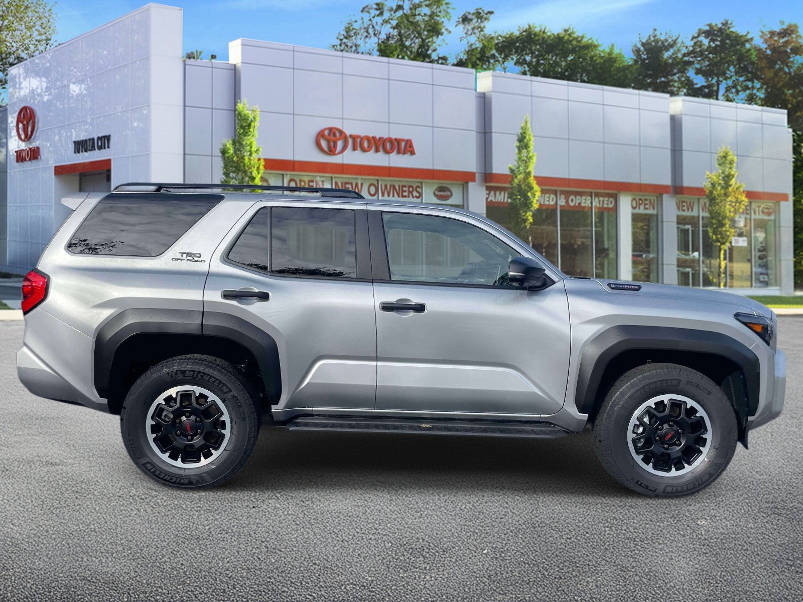 New 2026 Toyota 4Runner TRD Off-Road Premium AWD/4WD image 4