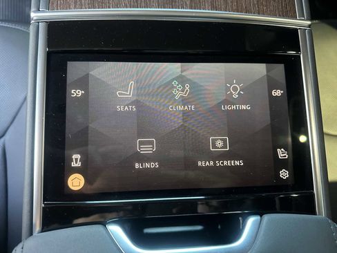 Used 2024 Land Rover Range Rover Autobiography image 30