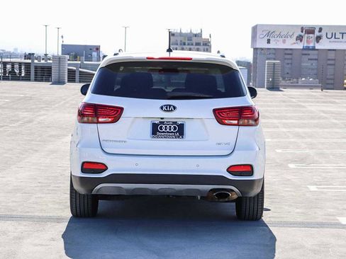 Used 2019 Kia Sorento EX image 5