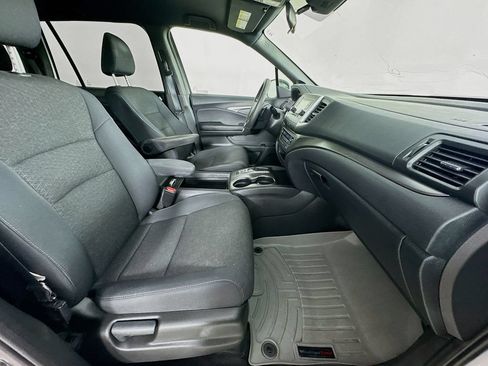 Used 2019 Honda Passport Sport image 35