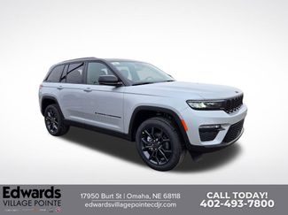 New 2025 Jeep Grand Cherokee Limited video 1