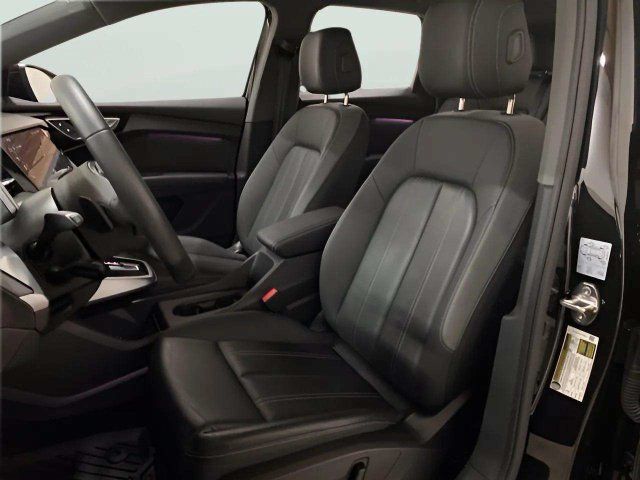 Used 2024 Audi Q4 e-tron Premium Plus w/ Premium Plus AWD/4WD image 62