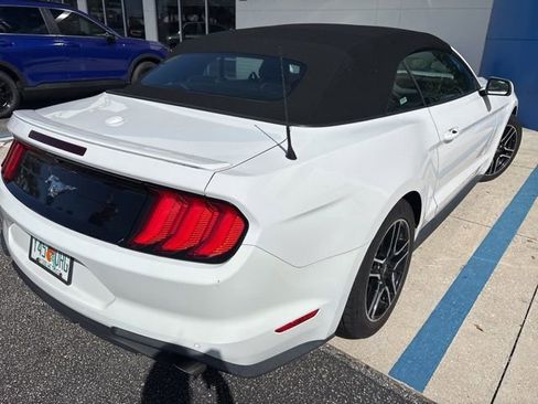 Used 2021 Ford Mustang Premium image 4