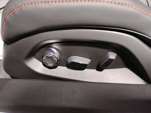 New 2026 Chevrolet Corvette Z06 w/ Z07 Performance Package image 8