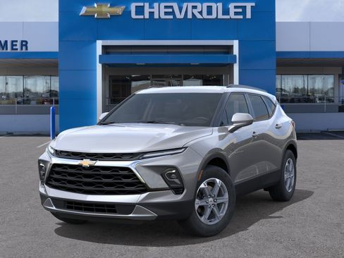 New 2026 Chevrolet Blazer LT w/ Convenience Package AWD/4WD image 30