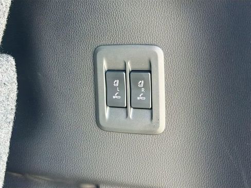 New 2026 Lexus GX 550 image 13