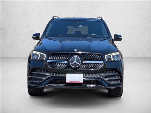 Used 2022 Mercedes-Benz GLE 450 4MATIC image 2