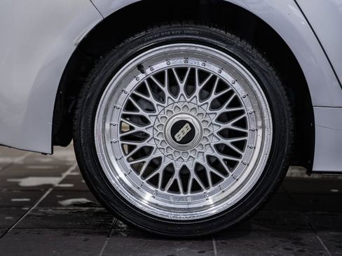 Used 2021 Toyota Corolla LE w/ Carpet Mat Package (TMS) image 14