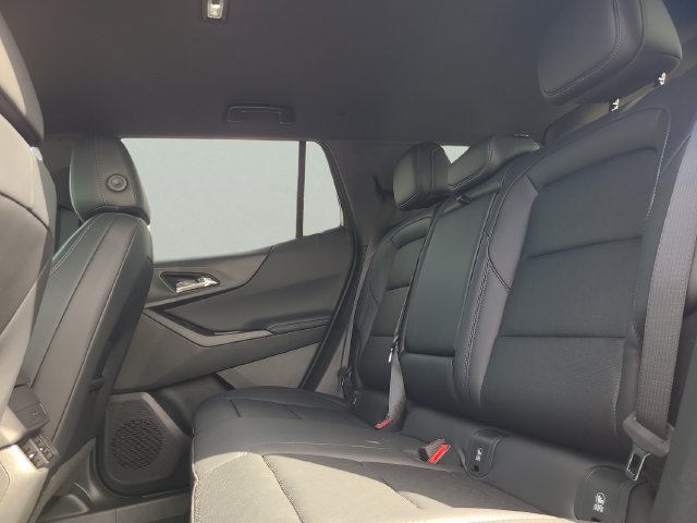 New 2027 Chevrolet Equinox LT w/ Convenience Package II FWD image 16