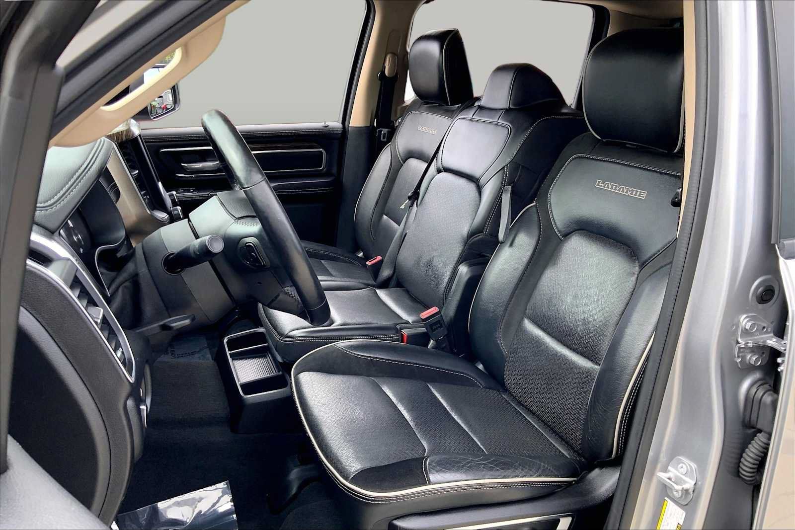 Used 2019 RAM 1500 Laramie AWD/4WD image 8