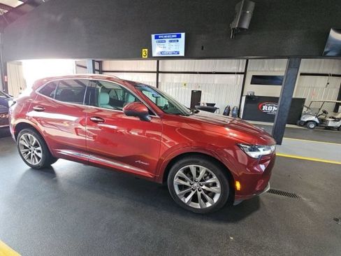 Used 2022 Buick Envision Avenir w/ Technology Package II AWD/4WD image 5