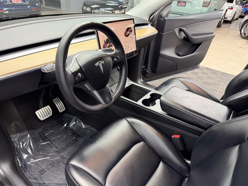Used 2022 Tesla Model Y Performance AWD/4WD image 28