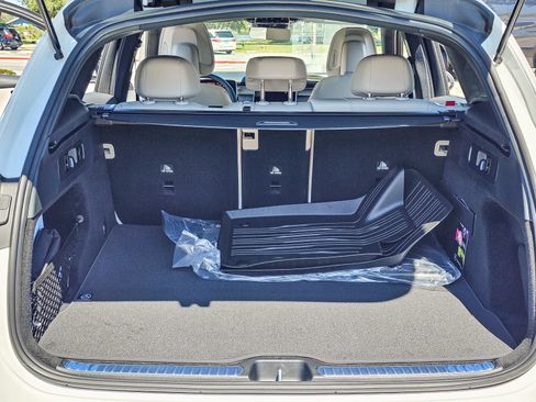 New 2026 Mercedes-Benz GLC 300 4MATIC image 25