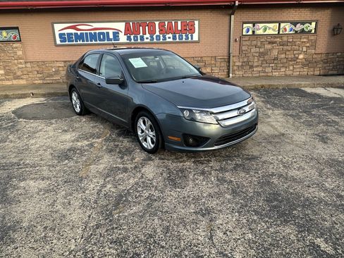 Used 2012 Ford Fusion SE image 2