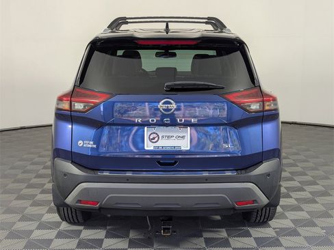 Used 2021 Nissan Rogue SL image 6