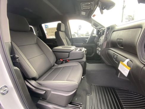 New 2025 Chevrolet Silverado 2500 Custom w/ Custom Value Package image 25