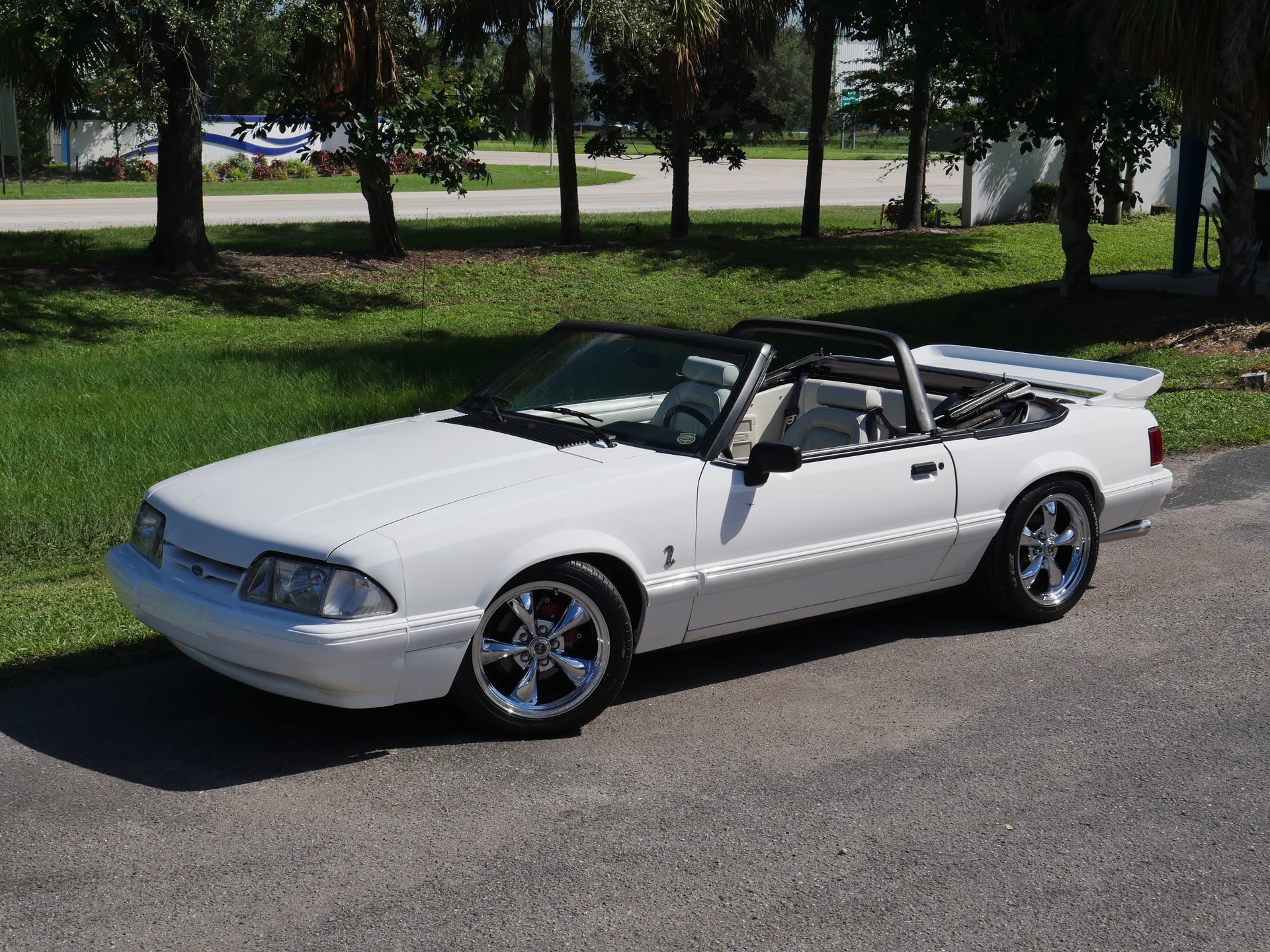 Used 1993 Ford Mustang LX RWD image 25