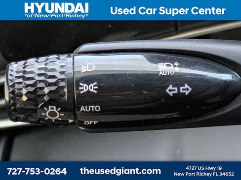 Used 2022 Hyundai Elantra SEL w/ Convenience Package image 29