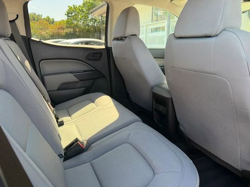 Used 2017 Chevrolet Colorado W/T w/ WT Convenience Package AWD/4WD image 23