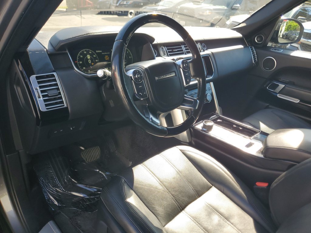 Used 2017 Land Rover Range Rover HSE AWD/4WD image 23
