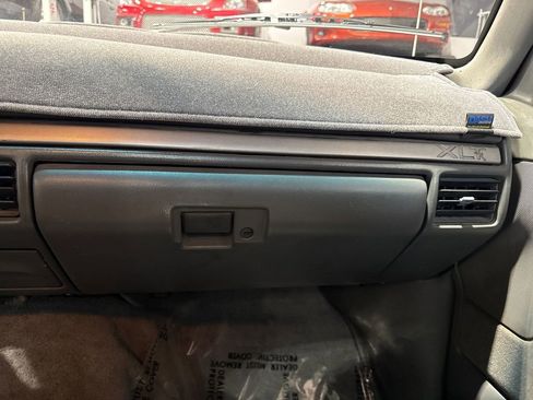 Used 1992 Ford F150 4x4 Regular Cab image 81