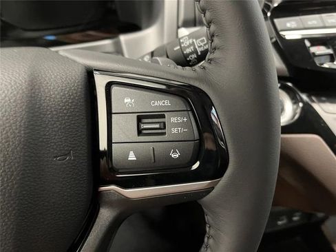 New 2026 Honda Odyssey Touring image 16