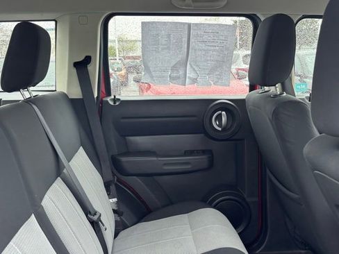 Used 2008 Dodge Nitro SXT AWD/4WD image 16