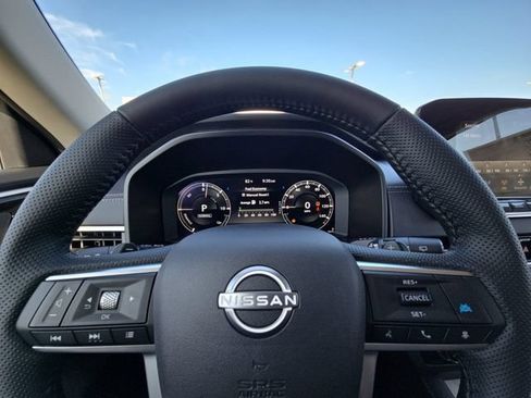 New 2026 Nissan Rogue SL AWD/4WD image 25