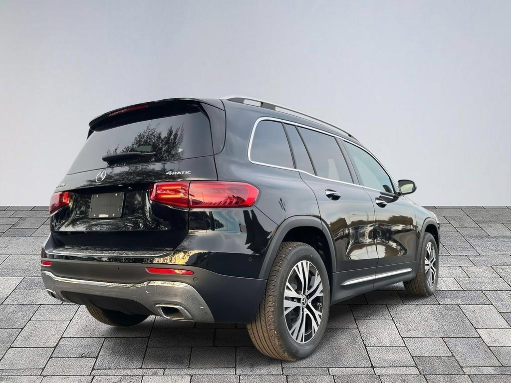 Certified 2026 Mercedes-Benz GLB 250 4MATIC image 7