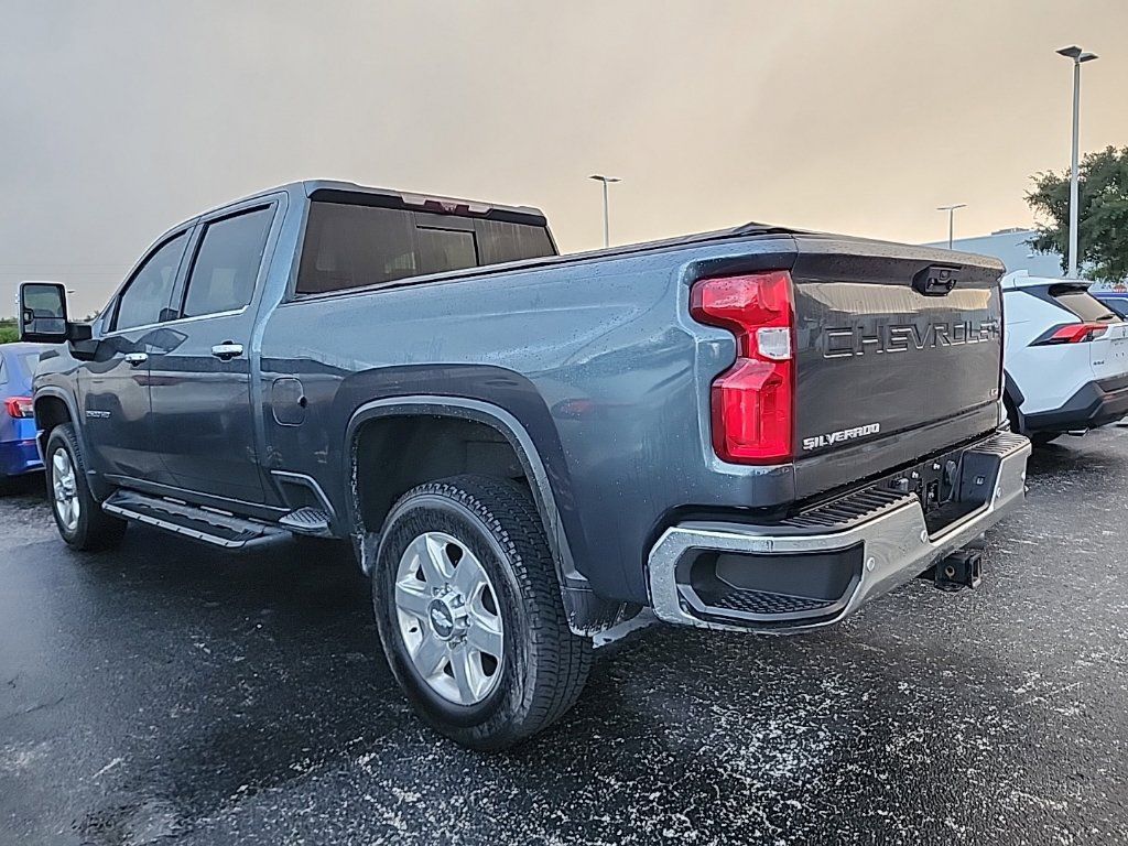Used 2020 Chevrolet Silverado 2500 LTZ w/ LTZ Premium Package AWD/4WD image 6