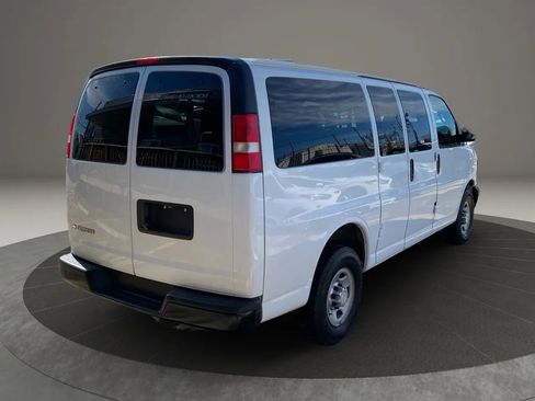 Used 2017 Chevrolet Express 2500 LS image 9
