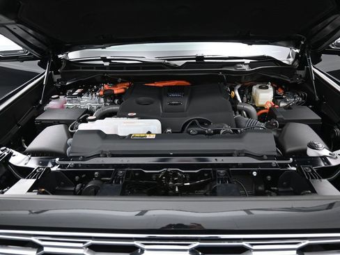 Certified 2024 Toyota Sequoia Capstone image 42