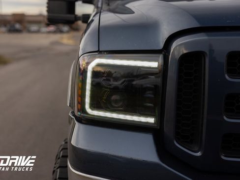 Used 2006 Ford F250 Lariat image 6