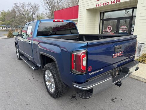 Used 2018 GMC Sierra 1500 SLT w/ SLT Premium Package image 4
