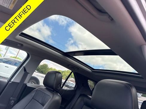 Used 2020 Chevrolet Equinox LT w/ Midnight Edition AWD/4WD image 2