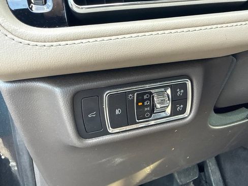 Used 2023 Lincoln Aviator Reserve w/ Equipment Group 201A AWD/4WD image 18
