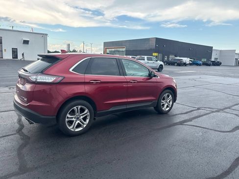 Used 2017 Ford Edge Titanium w/ Equipment Group 301A FWD image 9