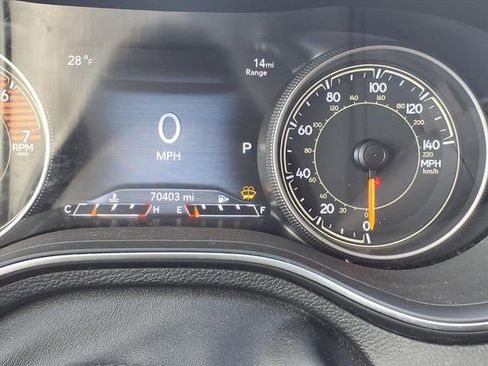 Used 2020 Jeep Cherokee Limited image 18