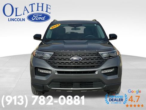 Used 2023 Ford Explorer XLT w/ Equipment Group 202A image 8
