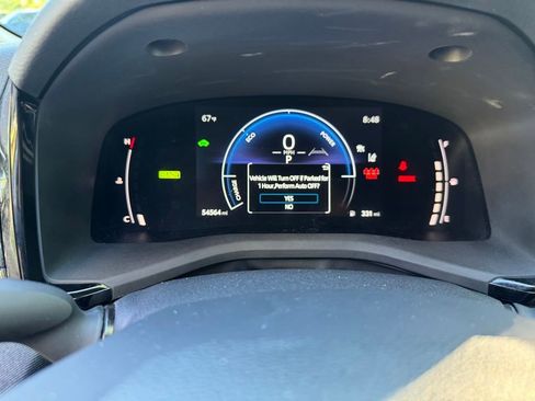 Used 2025 Toyota Camry LE FWD image 18