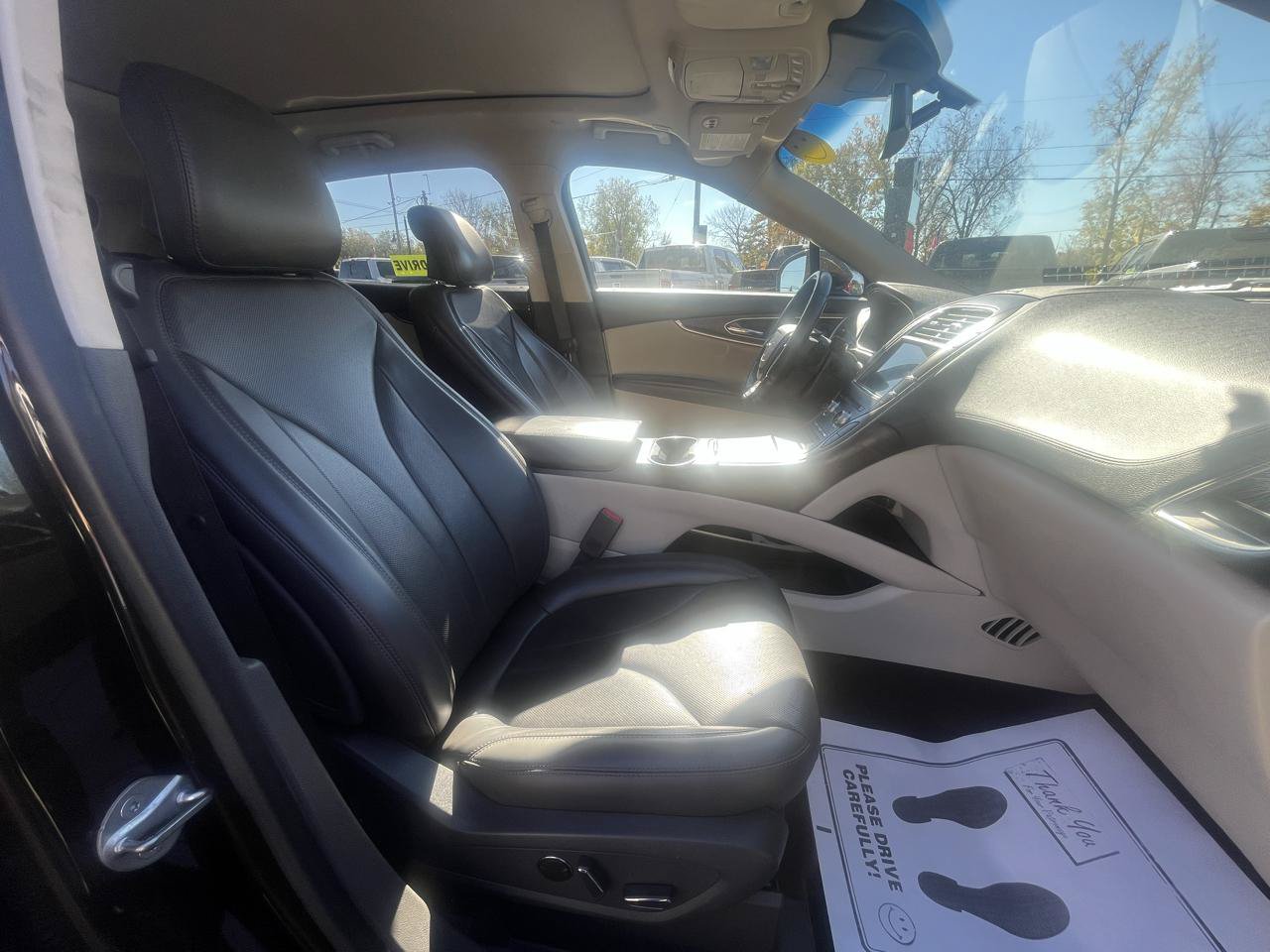 Used 2019 Lincoln Nautilus Reserve AWD/4WD image 13