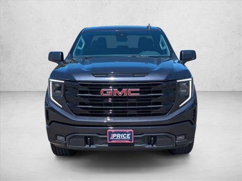 Used 2024 GMC Sierra 1500 Elevation image 2