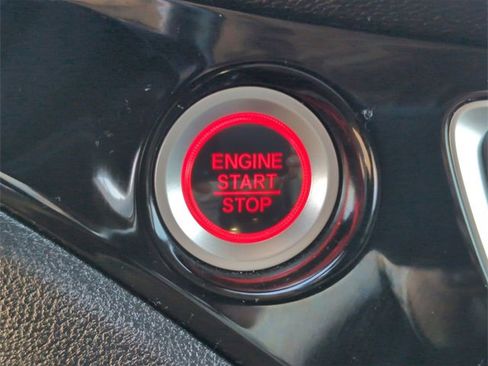 Used 2020 Honda Pilot Touring image 16